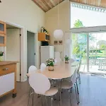 4 Star In Haderslev 度假居