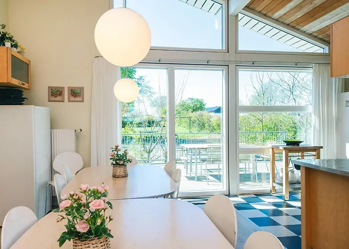 12 Person In Haderslev-by Traum *