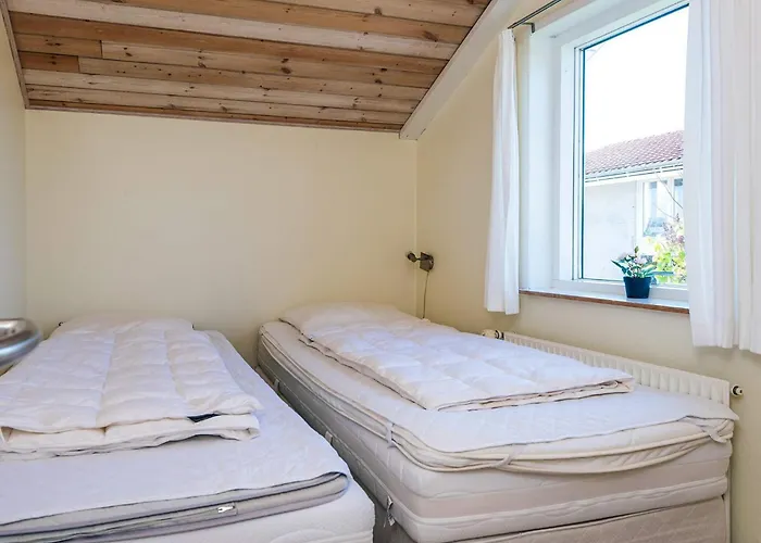 12 Person In Haderslev-by Traum *